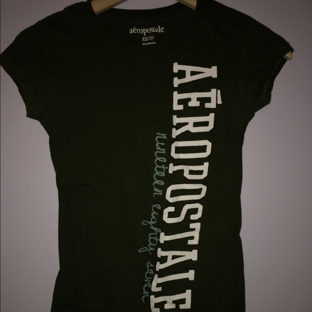 Short sleeve olive green Aeropostale tee